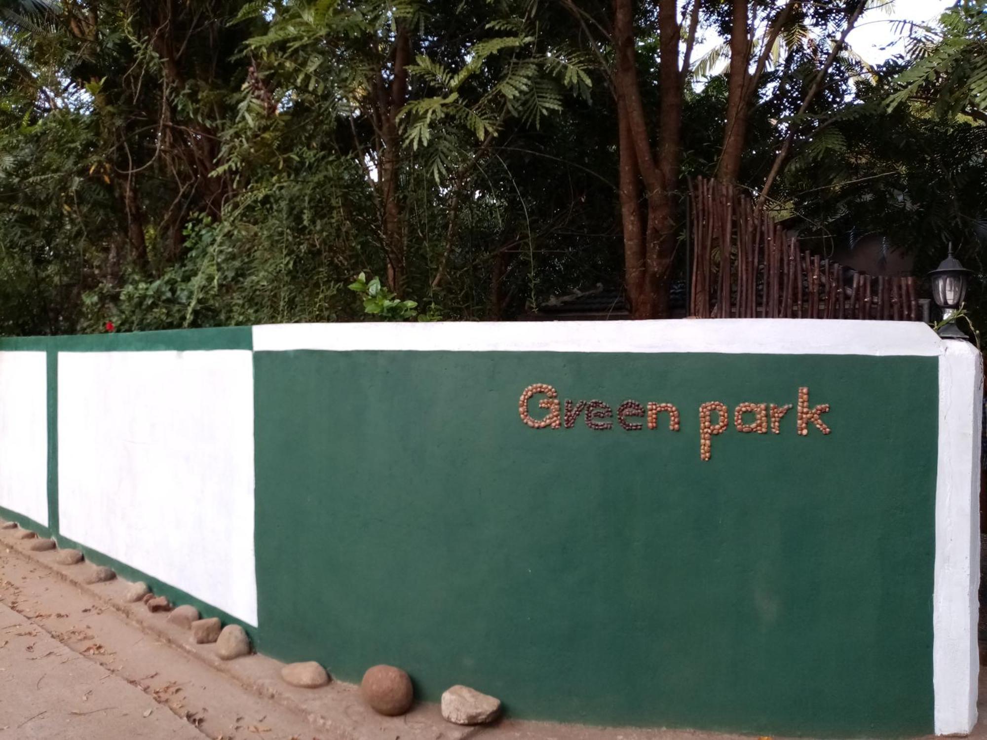 Green Park Safari House & Eco Tree House Udawalawe Kültér fotó